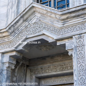 Traditional House Design With Modern Touch Modern House Roof No-1425