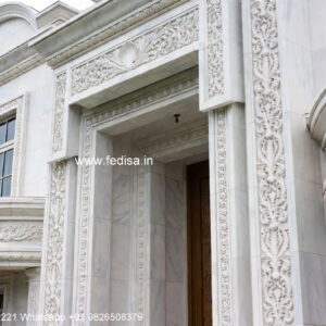 Traditional Home Design With Modern Touch 1 Story House Design No-1828